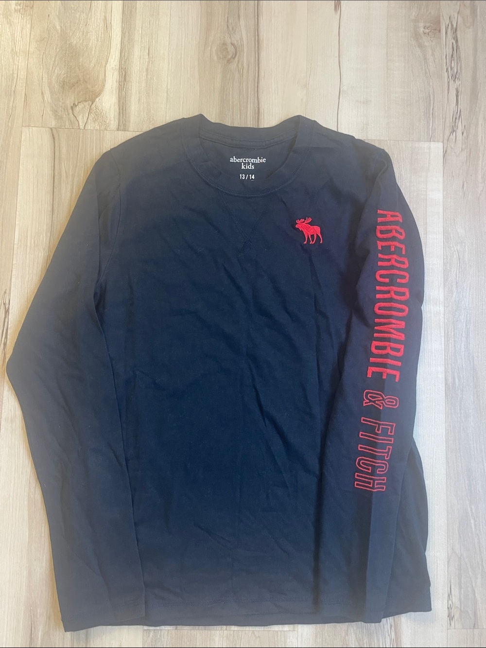 abercrombie kids Black Long-Sleeve Tee with Red Logo and Sleeve Print